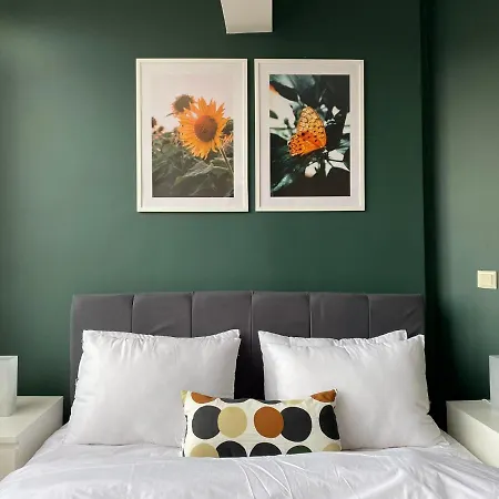 Missafir Charming Flat With Bosphorus View In The Heart Of Besiktas *