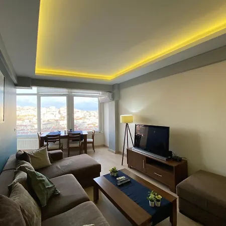 Missafir Charming Flat With Bosphorus View In The Heart Of Besiktas Lejlighed Istanbul